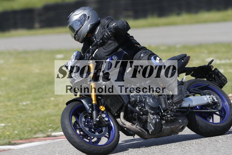 Archiv-2025/09 22.04.2025 Cornu Master School ADR/gruen-vert/20